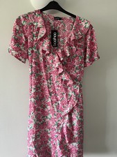BNWT Boohoo Pink Floral Summer Dress Size 16/18