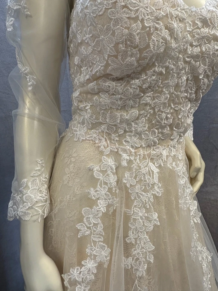 Vestido de novia Jessica McClintock de Clarisse "Cybil" 700105 en marfil/rubor talla 14 Foto 2 de 4