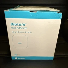 Biatain Non-Adhesive Foam Dressing 4 x 4 LOT OF 38 EXP 2024