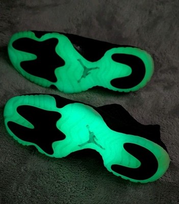 Air Jordan Future Premium Glow Black Woven Mid Top 652141-003 size 8.5 men's 