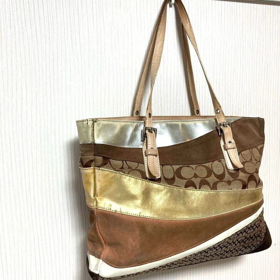 Bolsa tote COACH 1441 bolsa de mão marrom dourada assinatura lona couro patchwork usada - Imagem 3 de 4