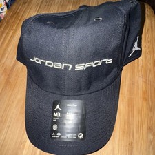 NWT Nike Mens Air Jordan Sport Club Cap Black /White Jumpman Size M/L Hat