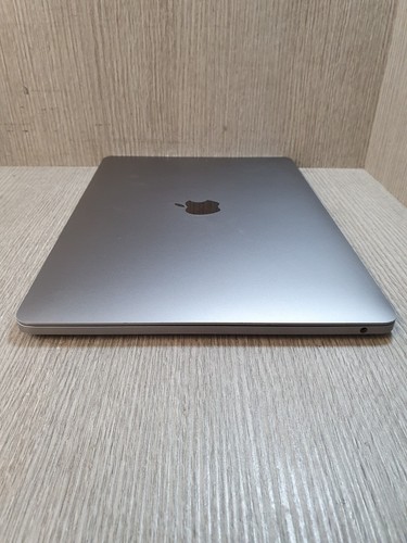 Apple MacBook Pro Laptop A2159 2019 13" i5 16GB DDR4 256GB Grey Sequoia EB3101 - Picture 11 of 13