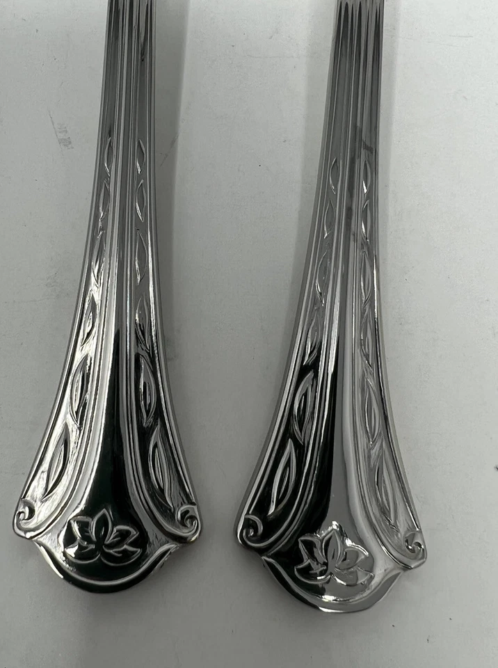 Tenedores de cena de flauta de encaje floral 4 Temptations by Tara cubiertos de acero inoxidable  Foto 2 de 3