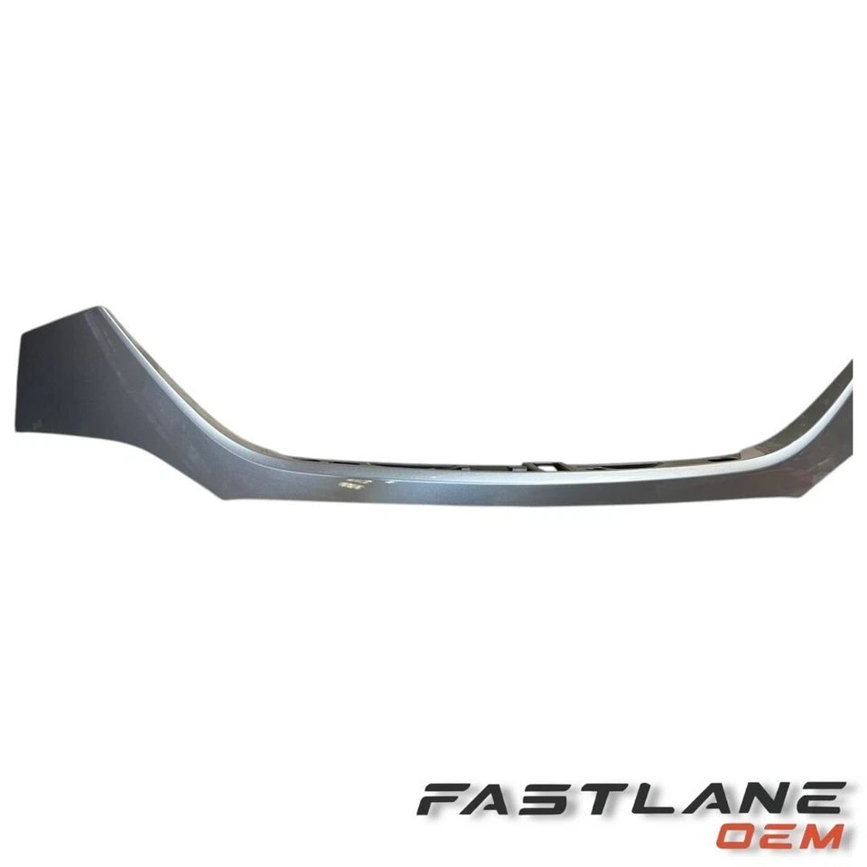 Mazda 2014-2018 3 guarnición puerta levadiza, montaje de molduras nuevo fabricante de equipos originales BJT9-50-810A-64 Foto 4 de 4