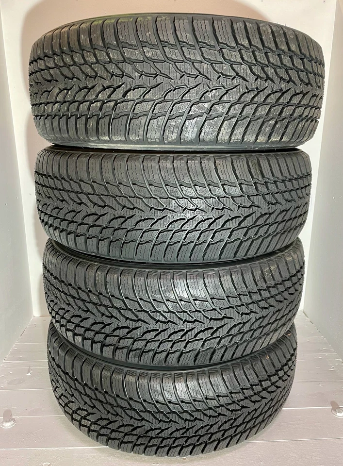 4x Winterreifen (1 Satz) 225/55 R17 101V preiswerte Markenreifen (NEU)