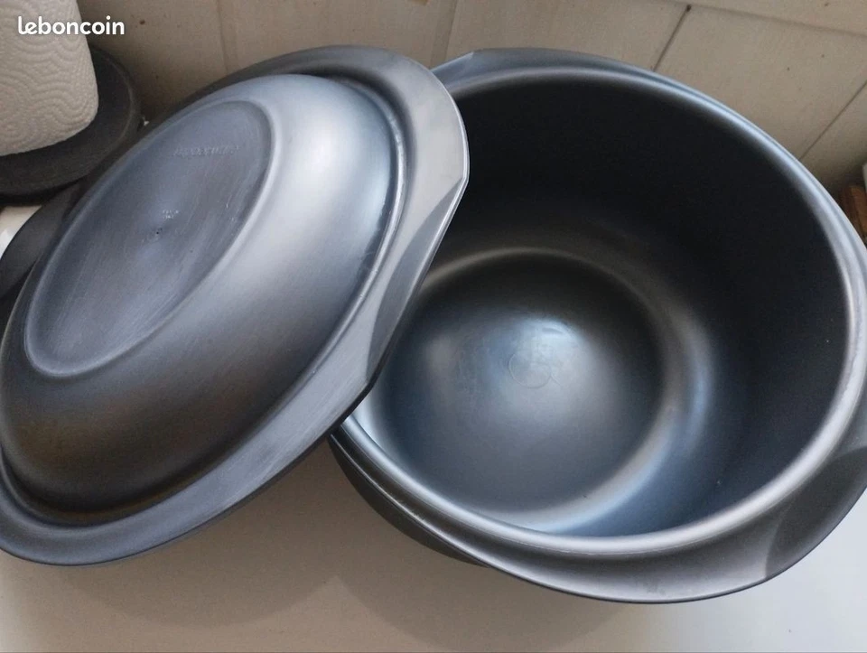 tupperware ultra pro noir 5 litre  ovale  cocote four vintage utiliser 2 fois - Photo 2/3