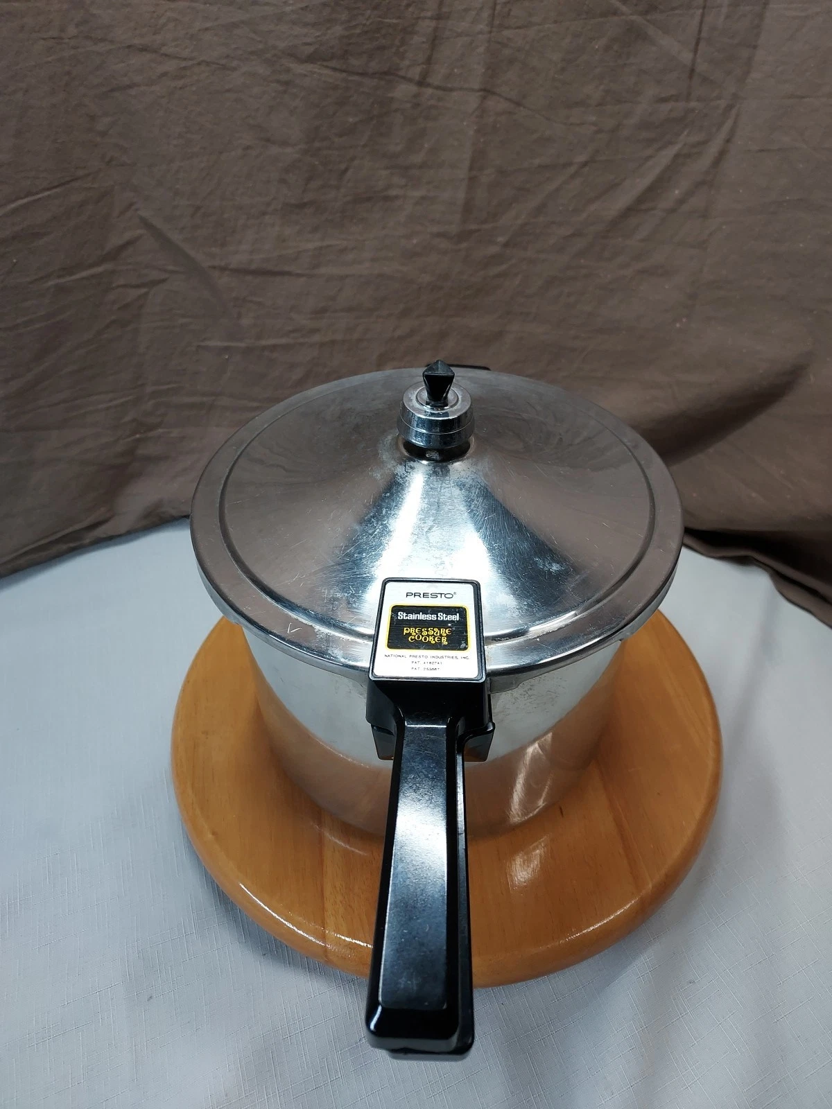 Vtg Presto MOD 01/PS6 Stainless Steel 6 QT Pressure Cooker W Regulator (Wiggler)
