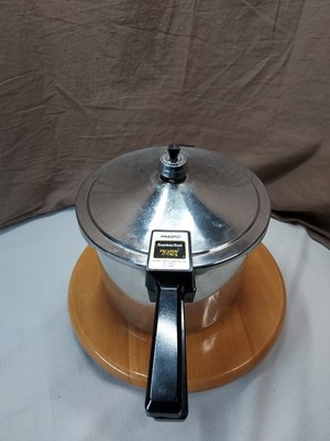 Vtg Presto MOD 01/PS6 Stainless Steel 6 QT Pressure Cooker W Regulator (Wiggler)