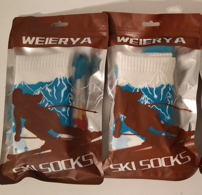 2 Pair Weierya Wool Blend Ski Socks Adult Medium Teal Snowboarding Winter Scene