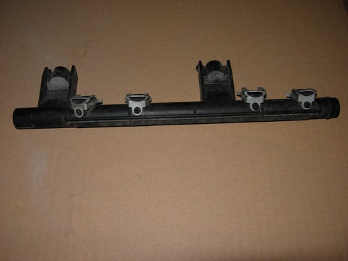 Renault Clio 2 II ,Twingo 1.2. 58 PS  BJ 2001 Krafstoffsammelrohr Motor D7F