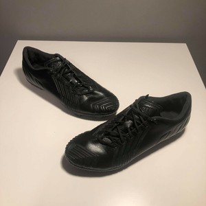 adidas predator instinct blackout