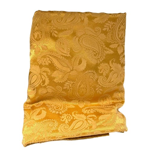 Yellow gold Damask 56” x 116”Tablecloth Washable Paisley Vtg Excellent Condition - Picture 2 of 10