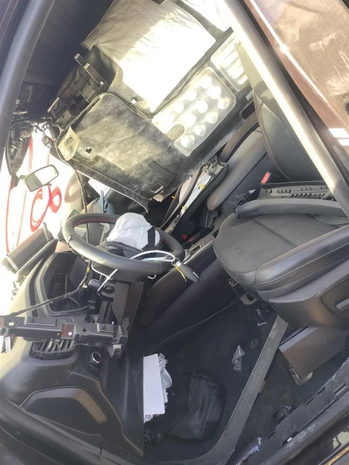 LÂMPADA TRASEIRA ESQUERDA 2023-2024 FORD ESCAPE - Imagem 3 de 4