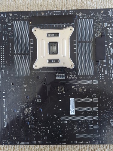 Asus Rog Rampage IV Extreme W/i7-4820k and IO Shield - Photo 6/8