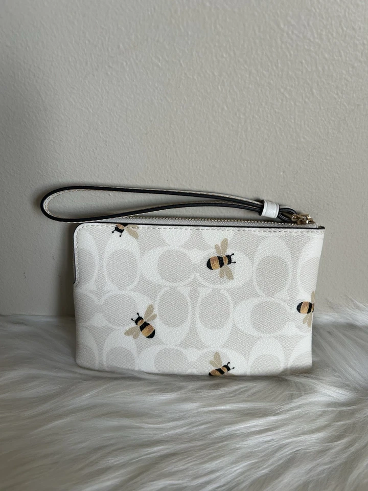 Coach Signature Bee Corner Zip Wallet - C8674 - NWT - Image 2 of 4