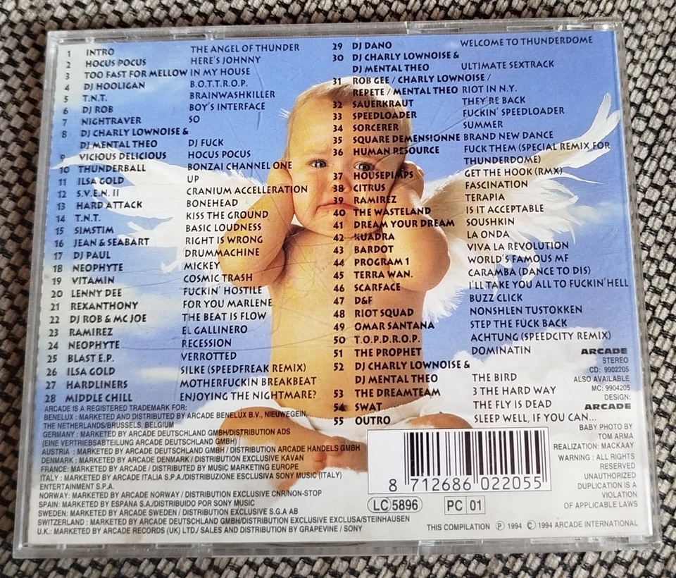 !!! CD Box Thunderdome ID&T The Megamix Of Thunderdome I-V - Lesen !!! - Bild 2 von 2