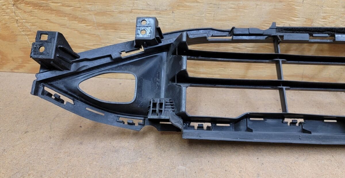 2021 - 2022 Nissan Rogue Front Bumper Lower Grille 62254 2021 - 2022 Nissan Rogue Front Bumper Lower Grille 62254