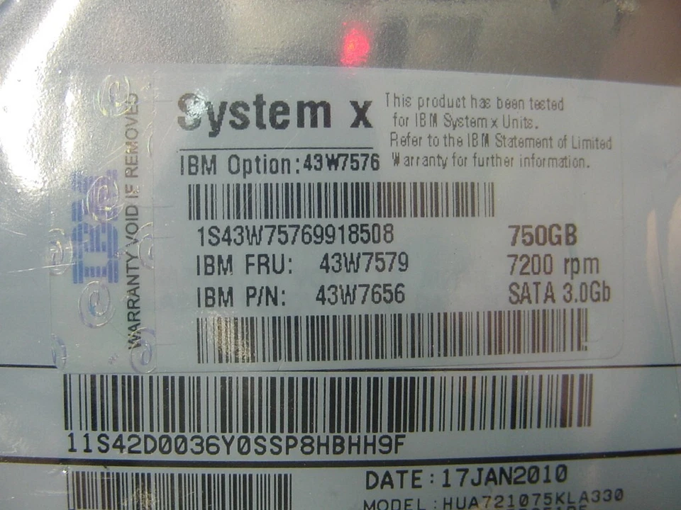 NEW - IBM SYSTEM X HARD DRIVE 750GB 7200RPM SATA 3.0Gb - Image 2 of 3