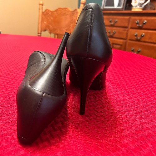 Mossimo Black Leather High Heels Women's Size 8.5 Rounded Toe. 3.5” heel Slip On - Picture 5 of 5