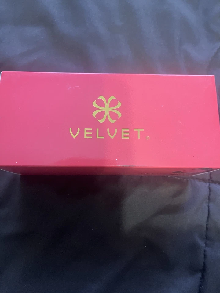 Velvet Sunglasses In Original Clamshell Red Case And Box Brownframes - Image 4 of 4