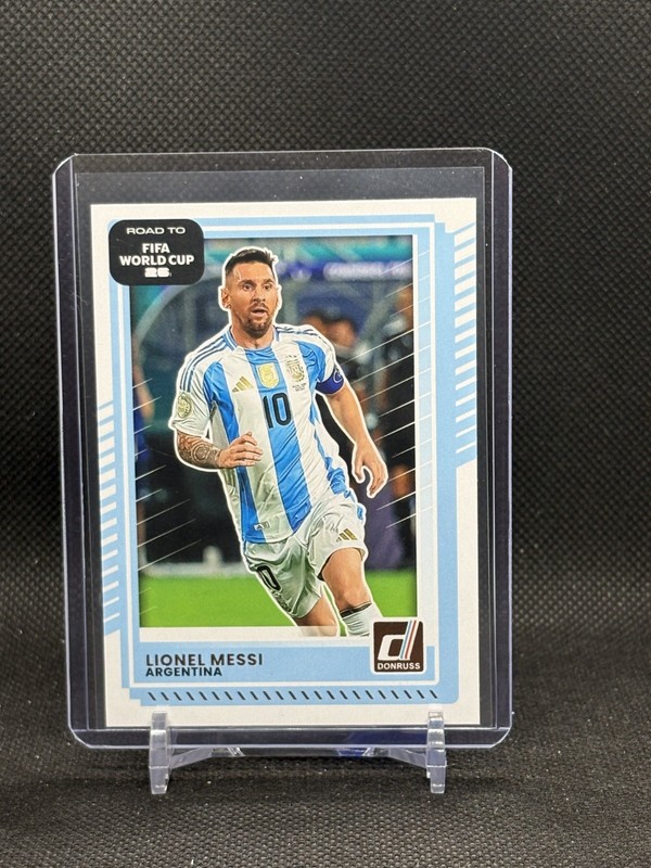 Lionel Messi 2025-26 Donruss Road to the Fifa World Cup Base