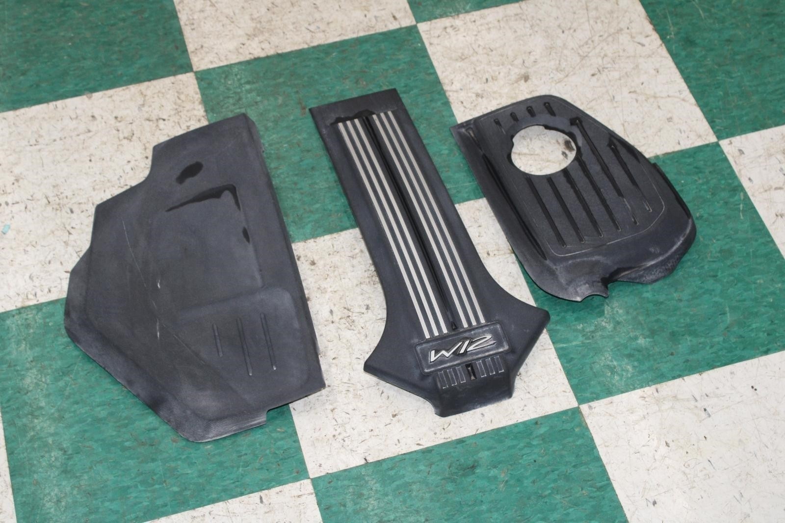 19-24 CONTINENTAL GT/GTC W12 LH RH Center Engine Appearance Trim Cover Set 3x OE