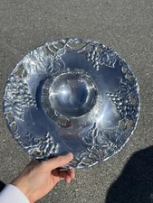 Arthur Court 14” Round Chip and Dip Grape Vines Serving Tray Veggie Platter 2001