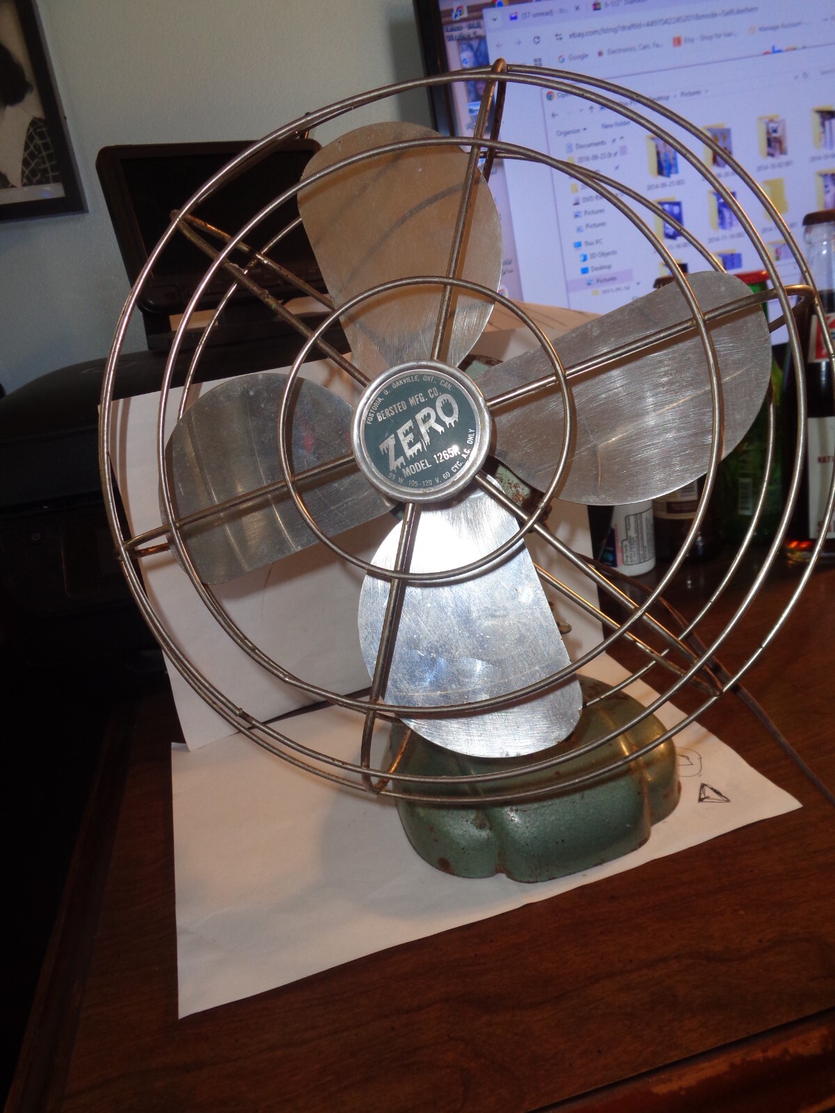Vintage Bersted Zero 1265R 12 Inch Metal Electric Table Desk Fan-image