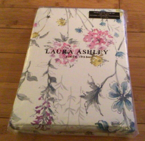 Laura Ashley Wild Meadow - DOUBLE - Duvet Cover Set, Crimson RRP £75.00 - Photo 1/2