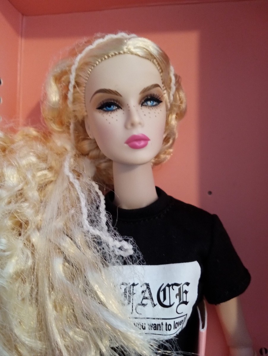 Integrity Toys Fashion Royalty - Reliable Source Eden Nu Integrity Toys Fashion Royalty - Reliable Source Eden Nu