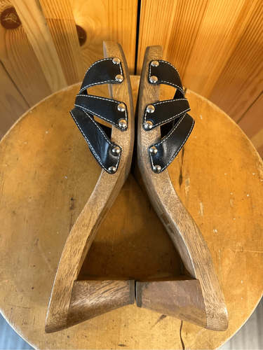 Ann Taylor Carol Black Leather Open-Toe Heels wood 9M - Picture 5 of 7