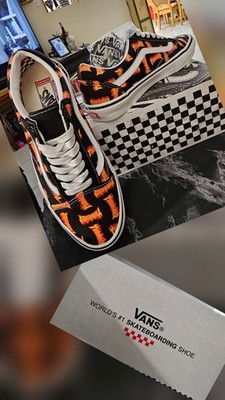 VANS Thrasher x Skate Old Skool Allover Thrasher Logo - Size 9.5 mens