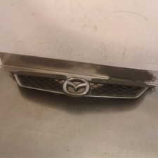 Calandre Mazda MPV