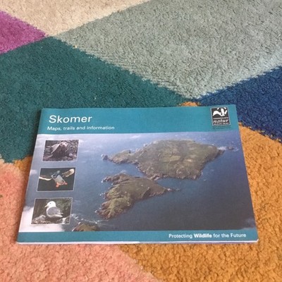SKOMER . MAPS, TRAILS & INFORMATION . Rare vintage leaflet . Fast free shipping