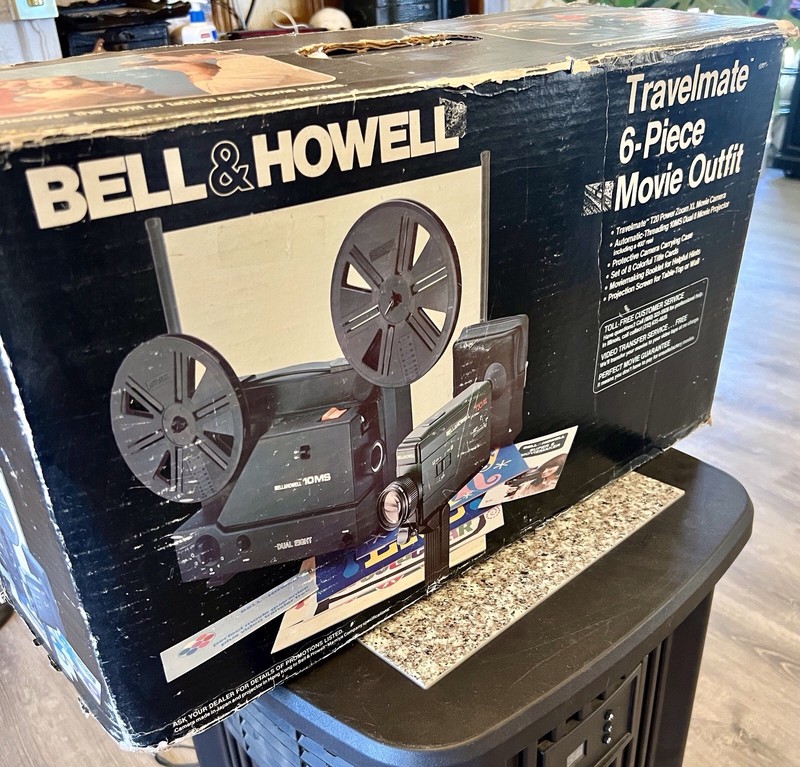 Super 8 Movie Camera, Projector, Splicer, Screen And More! Bell & Howell MS10 +