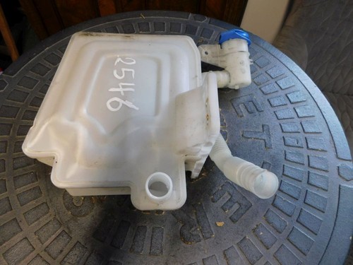 Behälter Scheibenwaschanlage Wischwasserbehälter Pumpe VW  GOLF PLUS (521, 5M1)