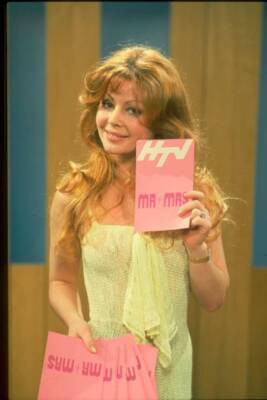 Actress and model Penny Irving in game show Mr & Mrs 1975 Old TV Photo