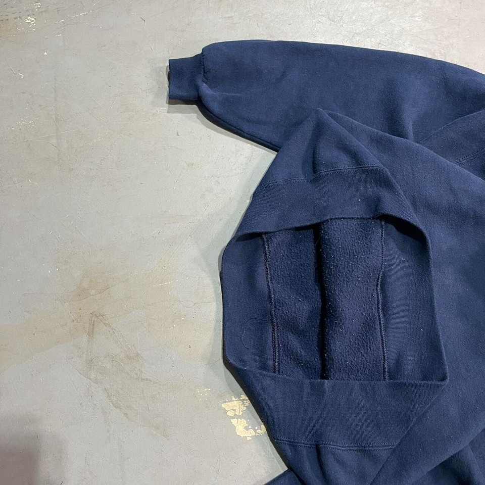 Crazy vintage 90’s Russell athletic navy hoodie men’s large made in USA