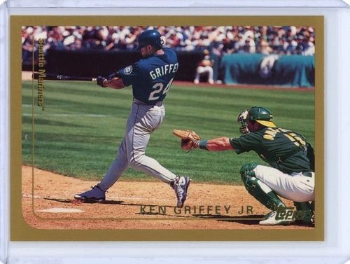 1999 Topps Ken Griffey Jr Base Card - Seattle Mariners SW1