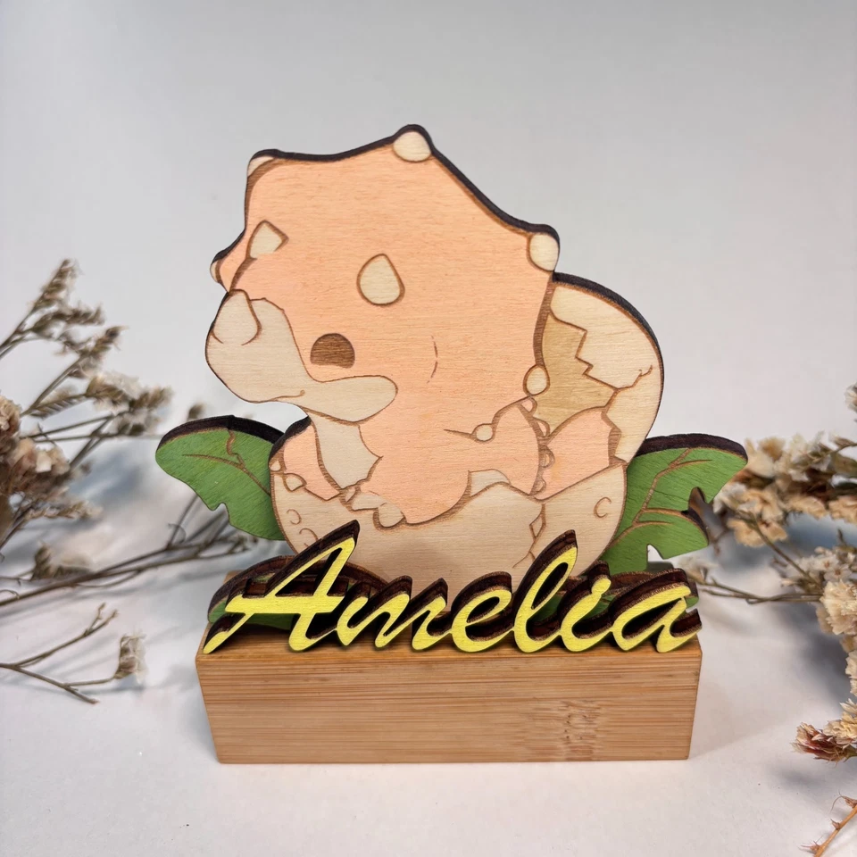 Dinosaur Wooden Nursery Keepsake – Pink Dino Hand-Painted Personalized Wood Gift — 第 3/4 张图片