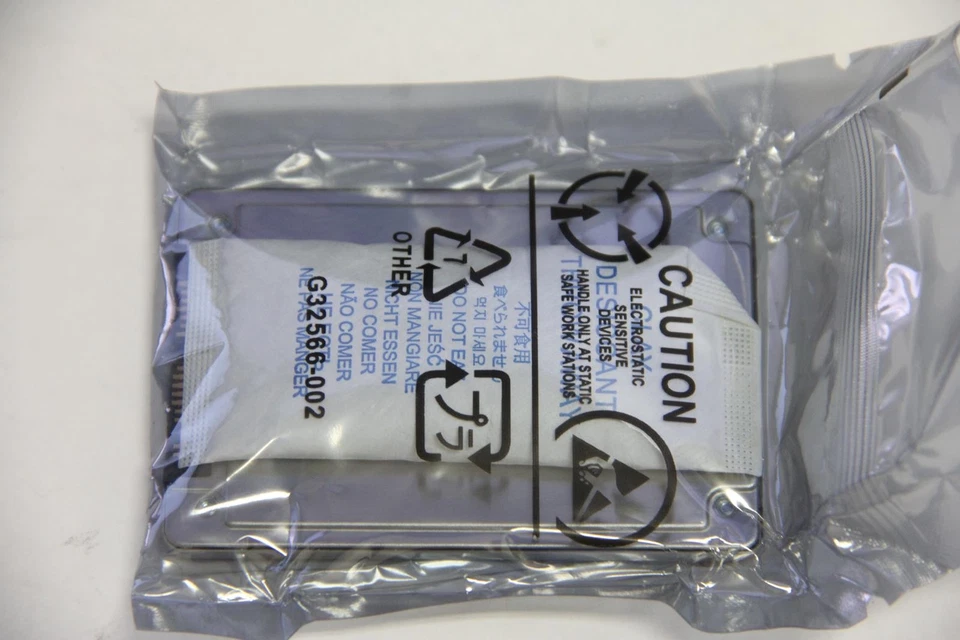 INTEL SSDSC1BG200G4R Dell CN-0NDDN1 1.8" 6Gbps 200GB SATA Solid State Drive - Image 2 of 2