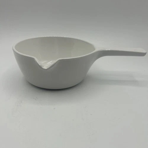 Corning Ware P-82-B White Glass Bowl with Handle & Spout 2.5 Cup 750ml