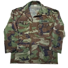 Vintage Army Military M Regular Combat Woodland Camo Field Jacket Coat