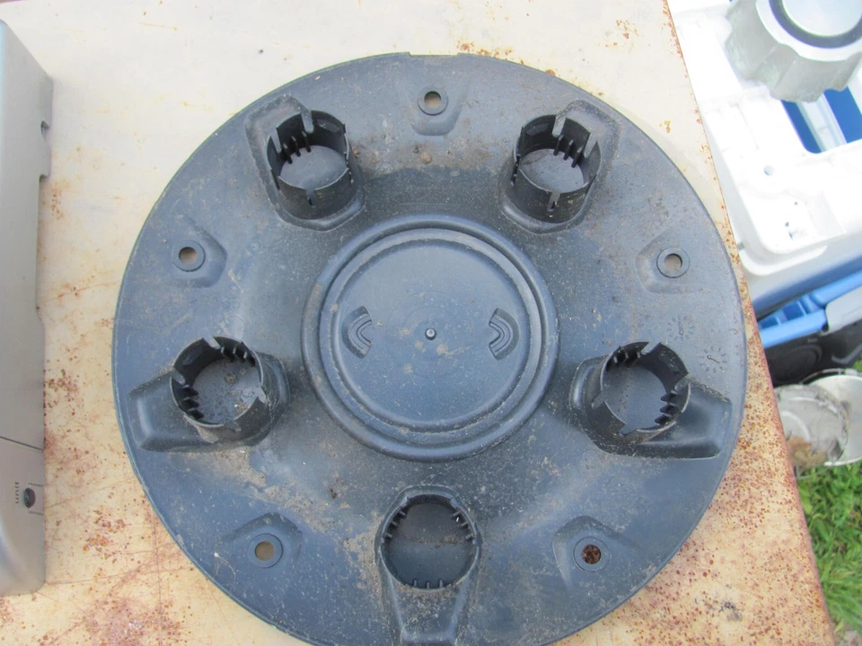 Ford BK21-1130-CA Hubcap Center Cap 2015-2021 Transit 150 250 350 SRW - Image 2 of 3