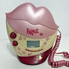 Bratz Kickin Cool Clock Radio & Phone Lips Works No Power Cord Pink MGA 2005