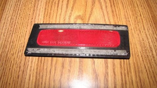 2005 - 2007 Mercury Mariner Original Left /Driver Side Rear Marker