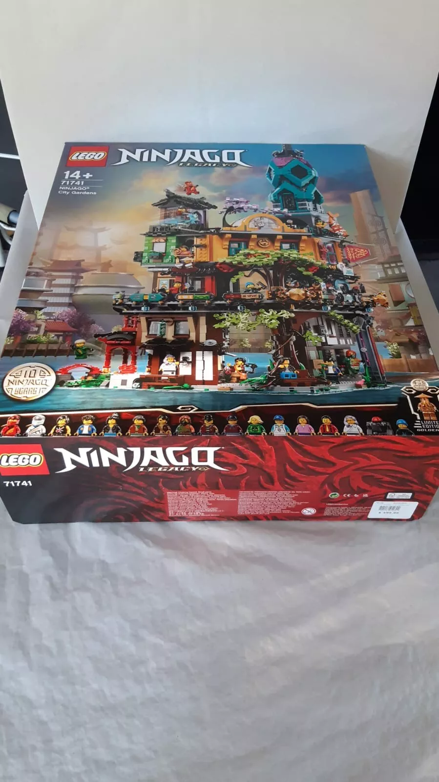 Picture 1 of 6