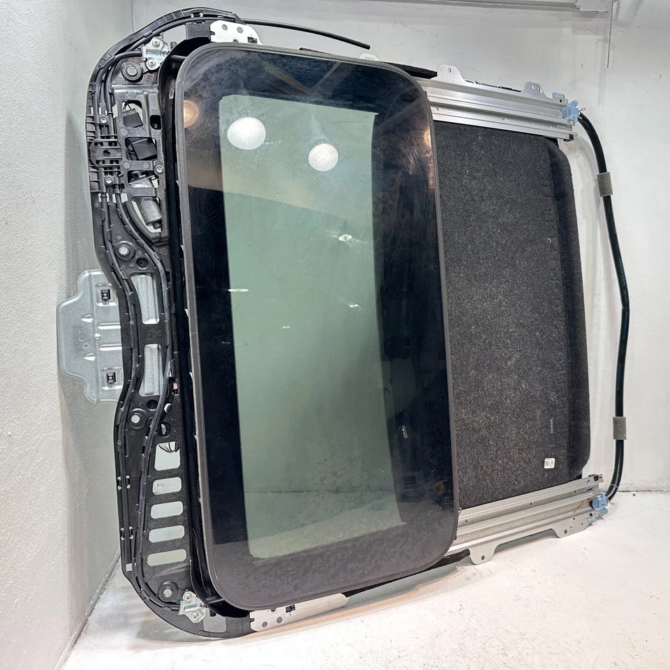 Marco techo corredizo Honda Pilot parasol ventana vidrio y motor Nh836L gris 2016-18 OEM Foto 3 de 4