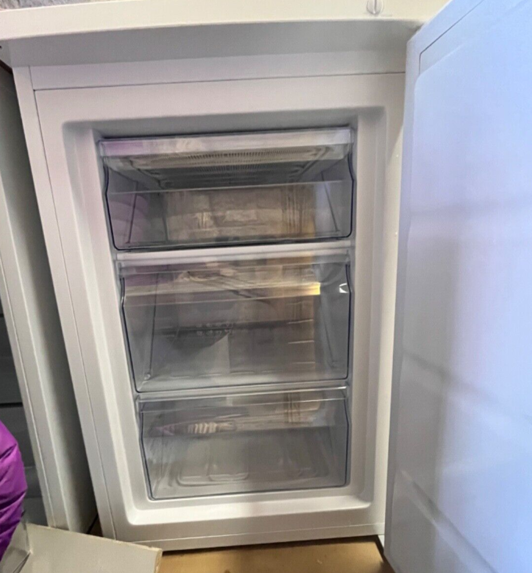 Bosch GTV15NWEAG Series 2 Under Counter Freezer White Freestanding VGC 4242005238934 eBay